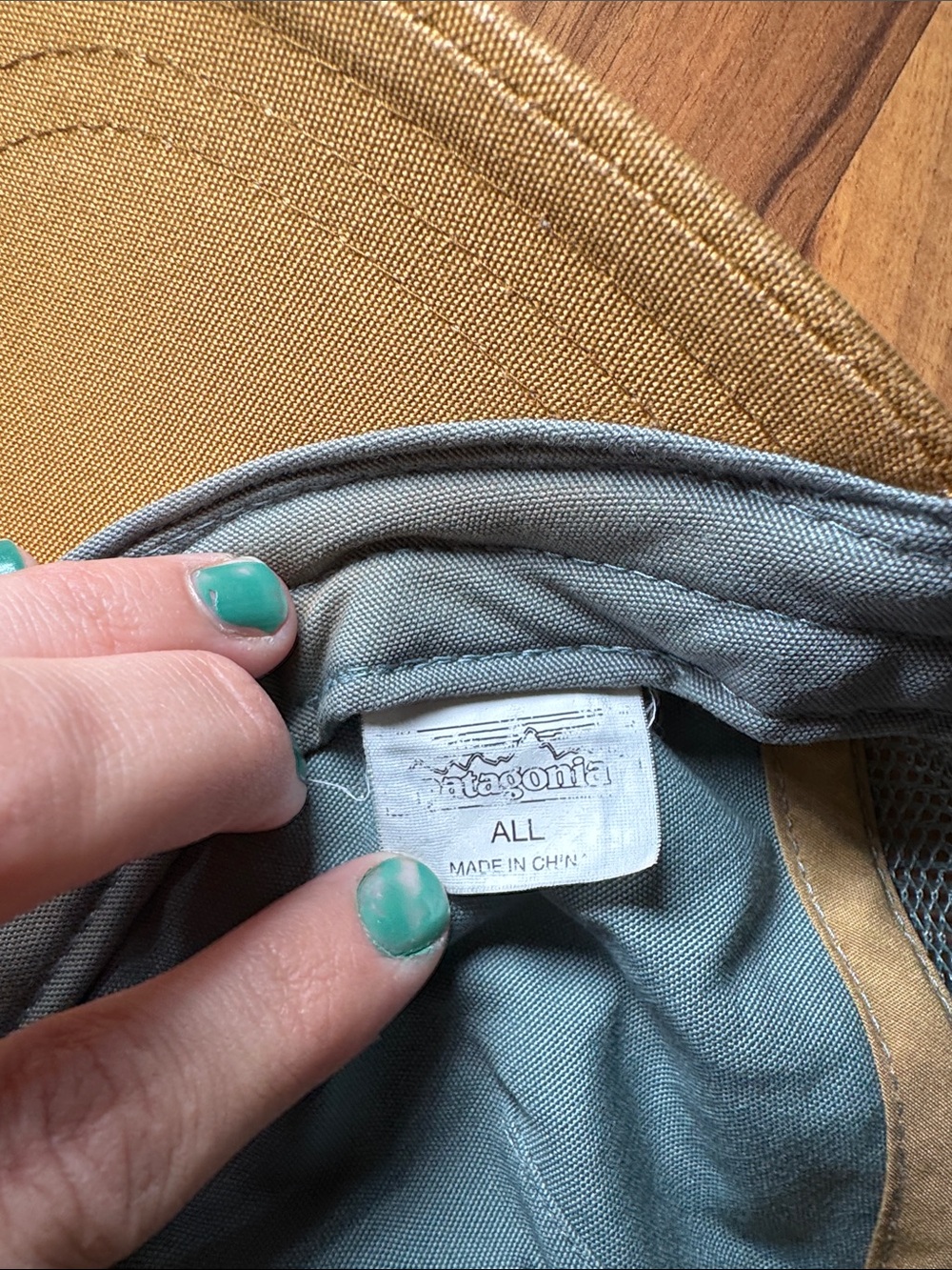 Patagonia Hat / baseball cap - Picture 3 of 6
